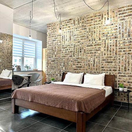 Designer Apartments In The City Center Rivne Extérieur photo