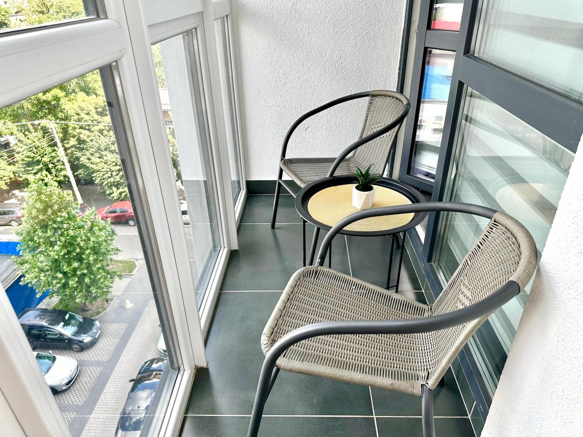 Designer Apartments In The City Center Rivne Extérieur photo